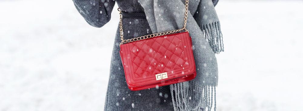 Winterjacke, dicker Mantel – diese Bags passen dazu!